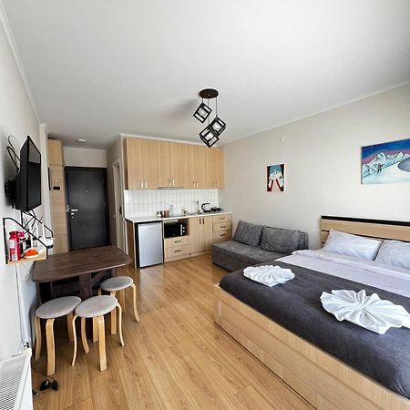 Rezi'S Apartment Vista グダウリ エクステリア 写真
