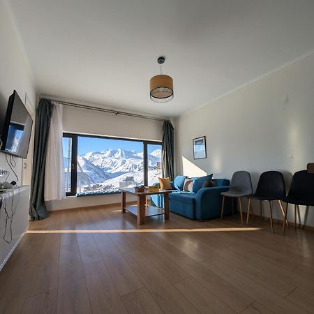 Rezi'S Apartment Vista グダウリ エクステリア 写真