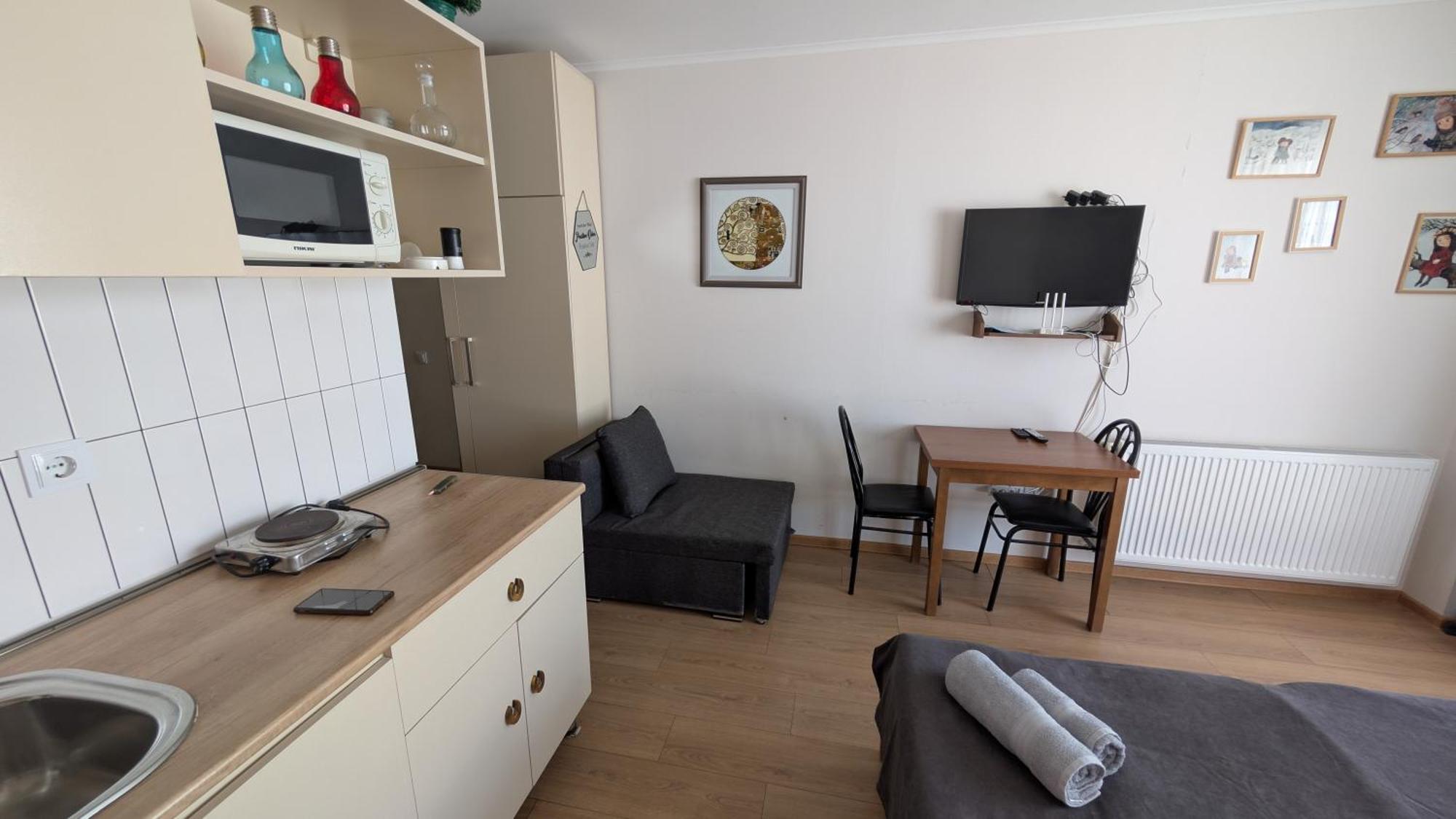 Rezi'S Apartment Vista グダウリ 部屋 写真